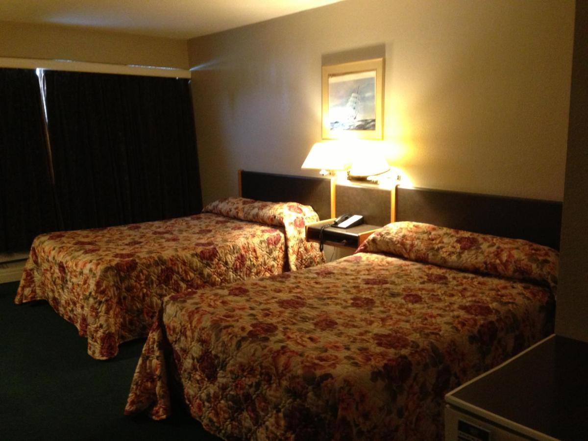 Moby Dick Inn Prince Rupert Extérieur photo